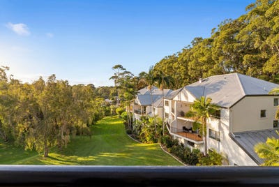 /international/au/24-9-domain-road-currumbin-qld-151309604/