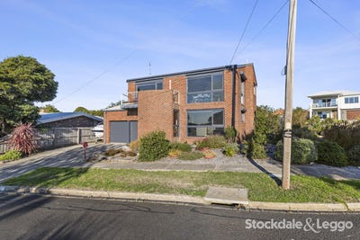 /international/au/38-darrambal-crescent-leopold-vic-151092316/