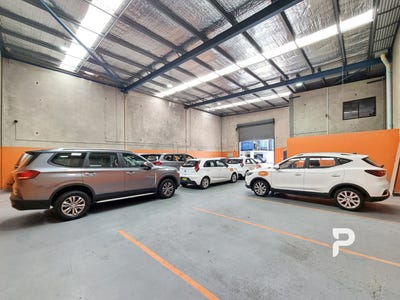 /international/au/86-heathcote-road-moorebank-nsw-504910512/