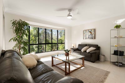 /international/au/9-yarula-close-karana-downs-qld-151405356/