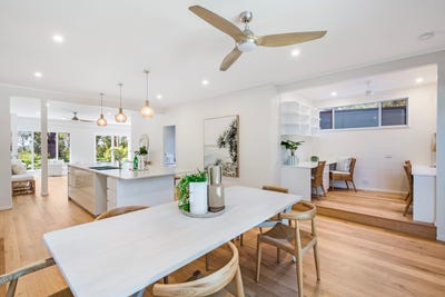 /international/au/22-reserve-drive-bateau-bay-nsw-152576704/