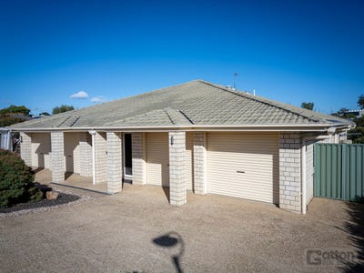 /international/au/2-45-highview-avenue-gatton-qld-151120496/