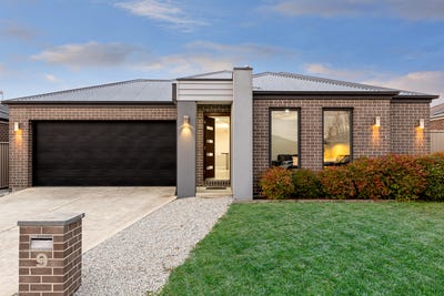/international/au/9-red-robin-drive-winter-valley-vic-151033532/