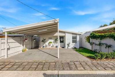 /international/au/13-little-osborne-street-williamstown-vic-152639600/