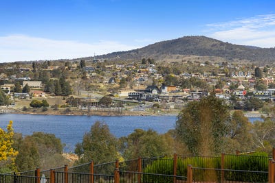 /international/au/5a-echidna-place-east-jindabyne-nsw-152461856/