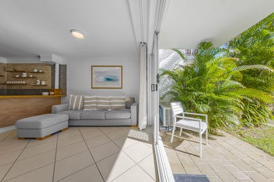 /international/au/4-164-noosa-parade-noosaville-qld-148271792/