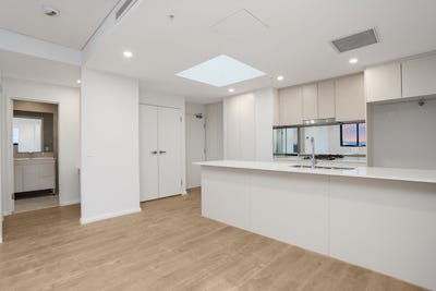 /international/au/37-reis-street-tallawong-nsw-144142808/