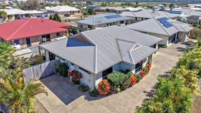 /international/au/1-4a-hillvue-crescent-avoca-qld-151950592/
