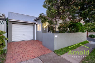 /international/au/1-mitchell-street-merewether-nsw-150775460/