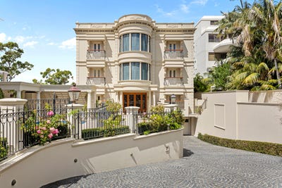/international/au/4-12-the-avenue-crawley-wa-144429500/
