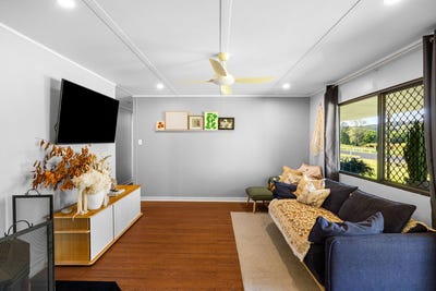 /international/au/377-pinchin-road-goolmangar-nsw-700423692/