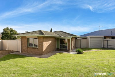 /international/au/5-otago-court-noarlunga-downs-sa-151491124/