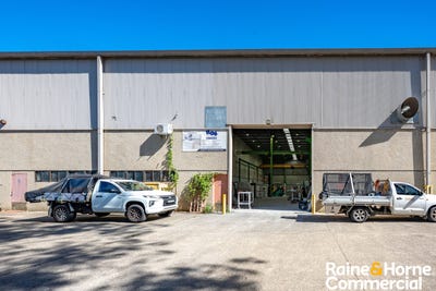 /international/au/unit-2-11-aero-road-ingleburn-nsw-505258396/