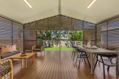 /international/au/10-first-avenue-palm-beach-qld-152454064/