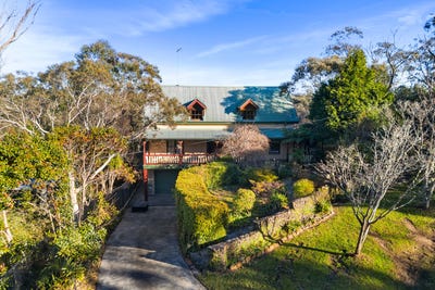 /international/au/45-shortland-street-wentworth-falls-nsw-148483816/