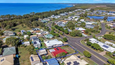 /international/au/40-beach-drive-burrum-heads-qld-151153652/