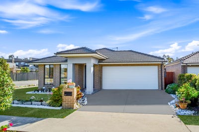 /international/au/27-greenberg-street-spring-farm-nsw-152340400/
