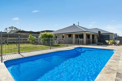 /international/au/14-mcclung-drive-murrumbateman-nsw-146464940/