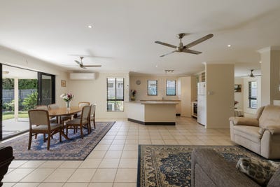 /international/au/8-george-st-tewantin-qld-148503660/