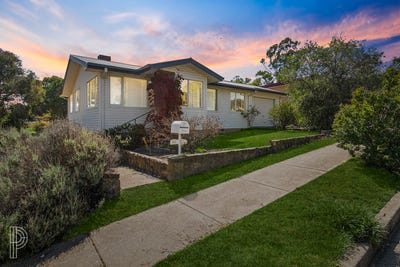/international/au/60-elizabeth-crescent-queanbeyan-nsw-151016180/