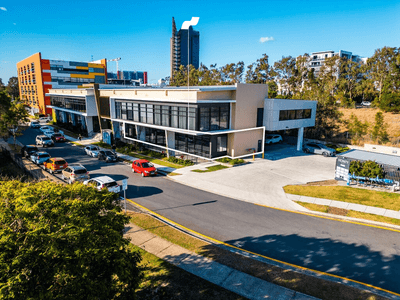 /international/au/4-18-campus-crescent-robina-qld-504971636/