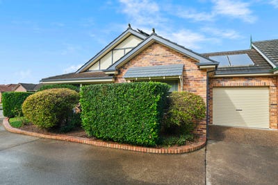 /international/au/10-44-48-melrose-street-lorn-nsw-151257700/