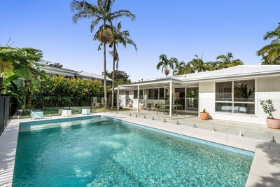 /international/au/15-ivory-curl-place-bangalow-nsw-151408260/