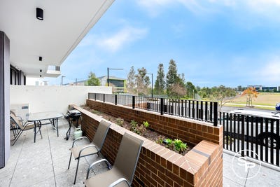 /international/au/g-03-2-fordham-way-oran-park-nsw-148544588/