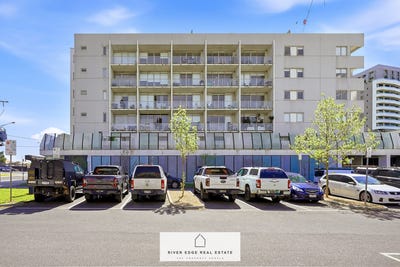 /international/au/411-55-hopkins-street-footscray-vic-152485436/