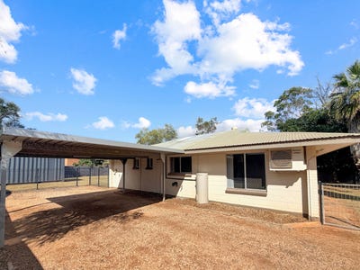 /international/au/2-cypress-crescent-east-side-nt-151251728/