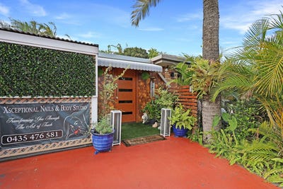 /international/au/97-marawa-drive-parrearra-qld-151441932/