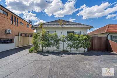 /international/au/28-wilbur-st-greenacre-nsw-152592684/