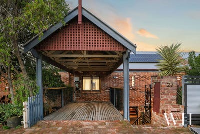 /international/au/27-bolton-place-fremantle-wa-148264808/