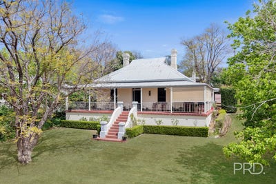 /international/au/33-35-nowland-avenue-quirindi-nsw-152621944/