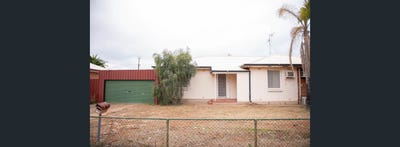 /international/au/14-tully-street-whyalla-stuart-sa-151624812/