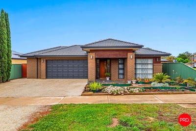 /international/au/158-burgoyne-street-huntly-vic-152542968/