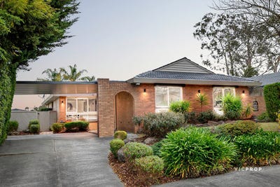 /international/au/8-rosco-drive-templestowe-vic-152540164/