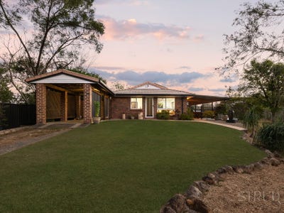 /international/au/65-riverside-avenue-barellan-point-qld-152527352/