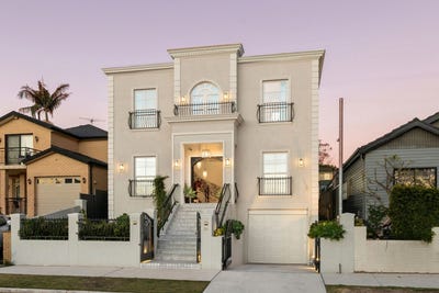 /international/au/26-ettalong-street-auburn-nsw-148663304/