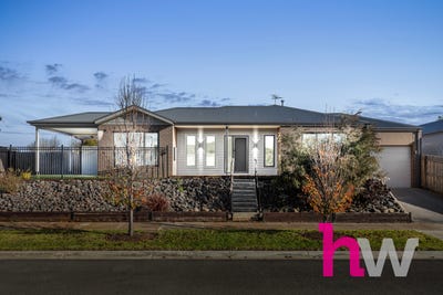 /international/au/1-chablis-court-waurn-ponds-vic-148425352/