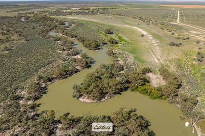 /international/au/old-mail-road-cullulleraine-vic-700405740/