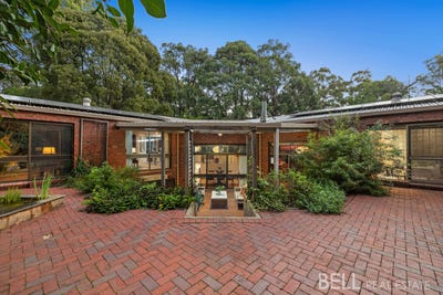 /international/au/52-olinda-creek-road-kalorama-vic-150796708/