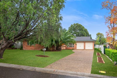 /international/au/132-sir-john-jamison-circuit-glenmore-park-nsw-151320744/