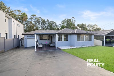 /international/au/86-renton-avenue-moorebank-nsw-150684660/