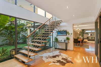 /international/au/14-lucretia-circle-north-coogee-wa-150906620/