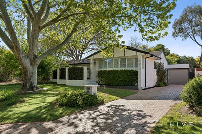 /international/au/12-shann-place-chifley-act-152608972/