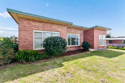 /international/au/41-surrey-street-devonport-tas-152501728/