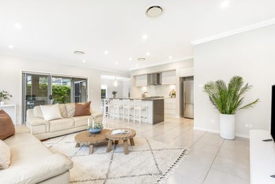 /international/au/86-holt-road-sylvania-nsw-148434232/