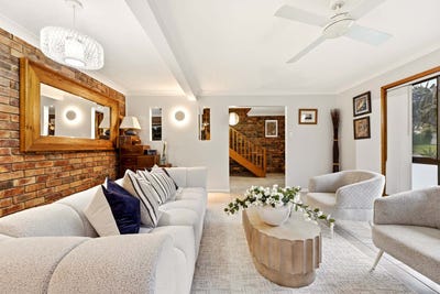 /international/au/16-houghton-avenue-redcliffe-qld-152668604/