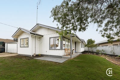 /international/au/17-mitchell-street-echuca-vic-148597152/?lang=en